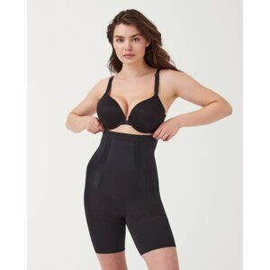SPANX OnCore Sculpting High Waist Short